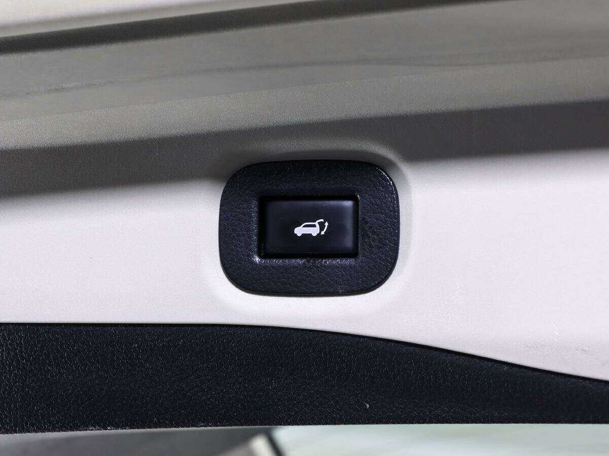 Купить Nissan X-Trail с пробегом. Фото: #18