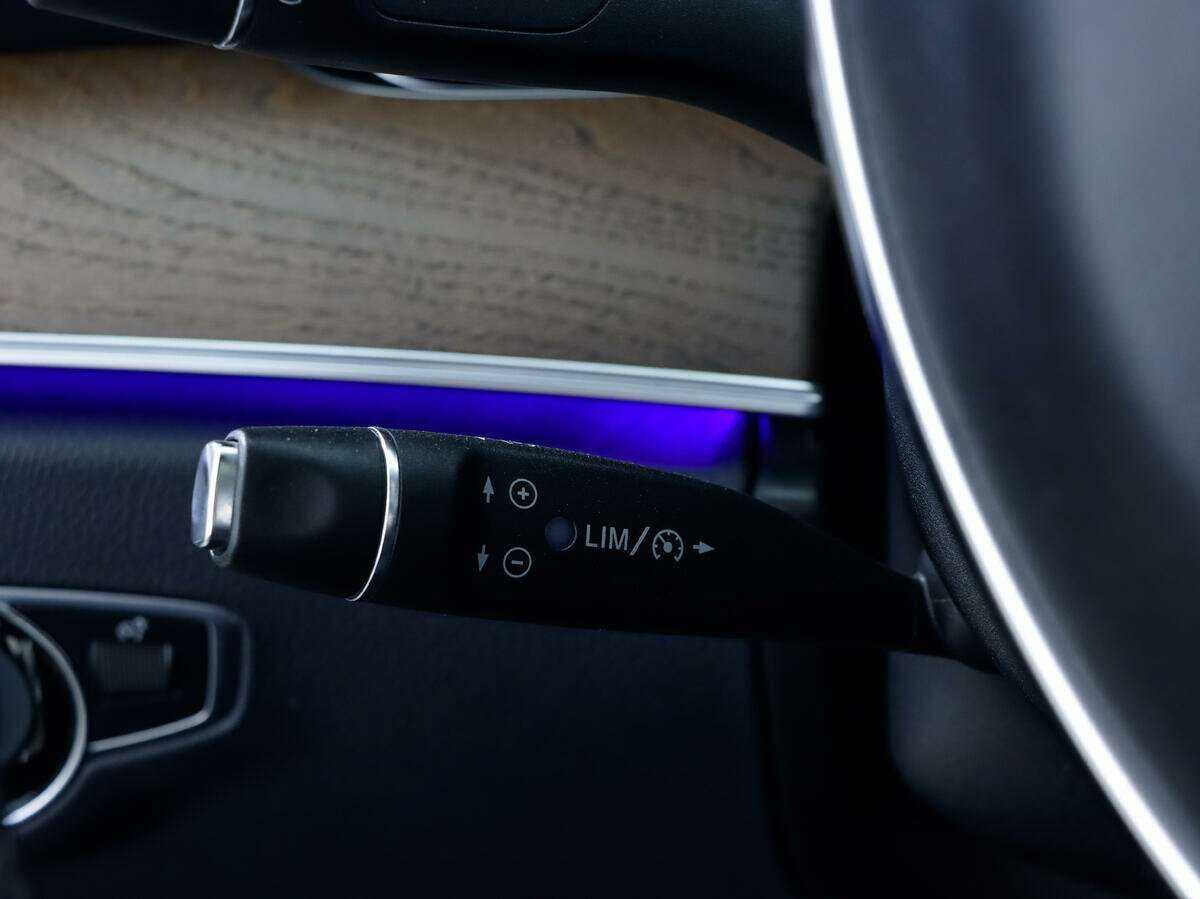 Купить Mercedes-Benz E-Класс с пробегом. Фото: #21