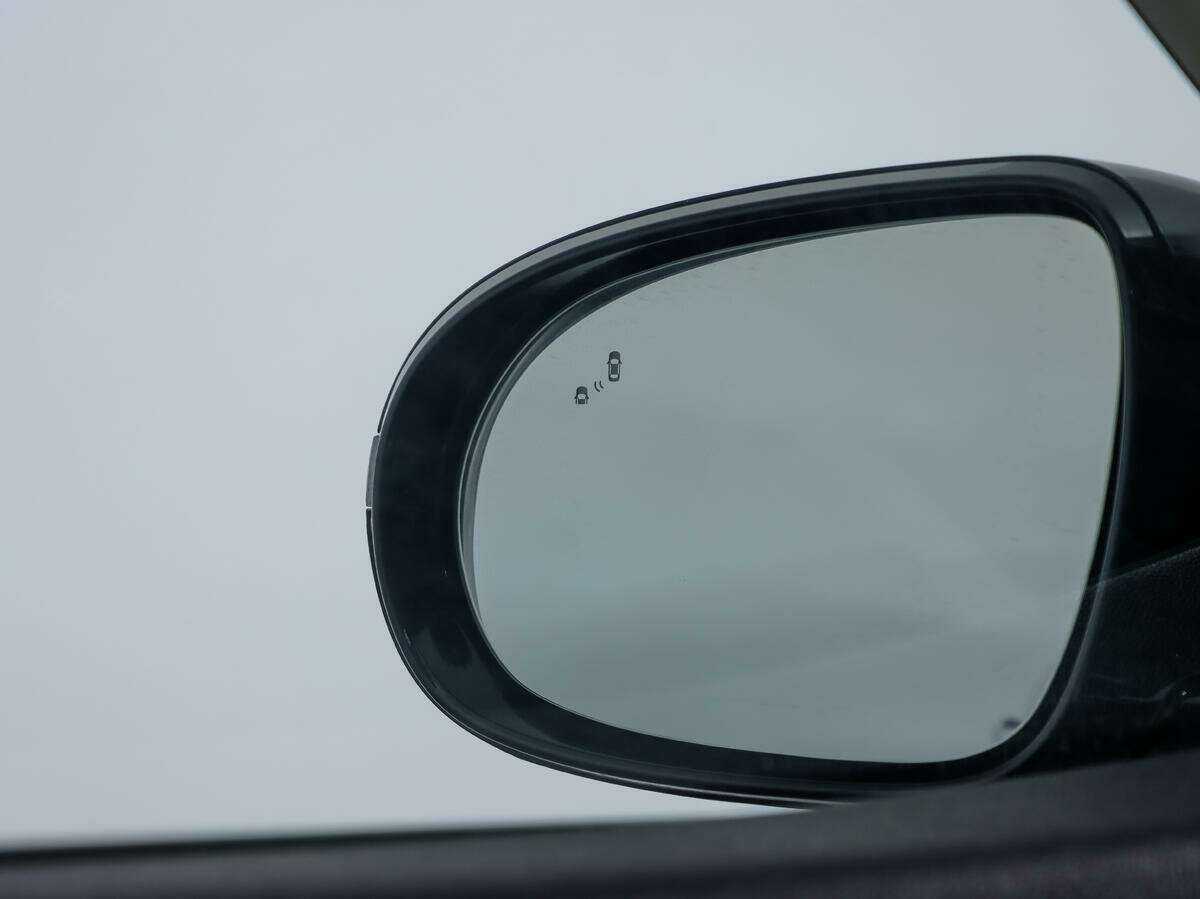 Купить Kia Sorento с пробегом. Фото: #13