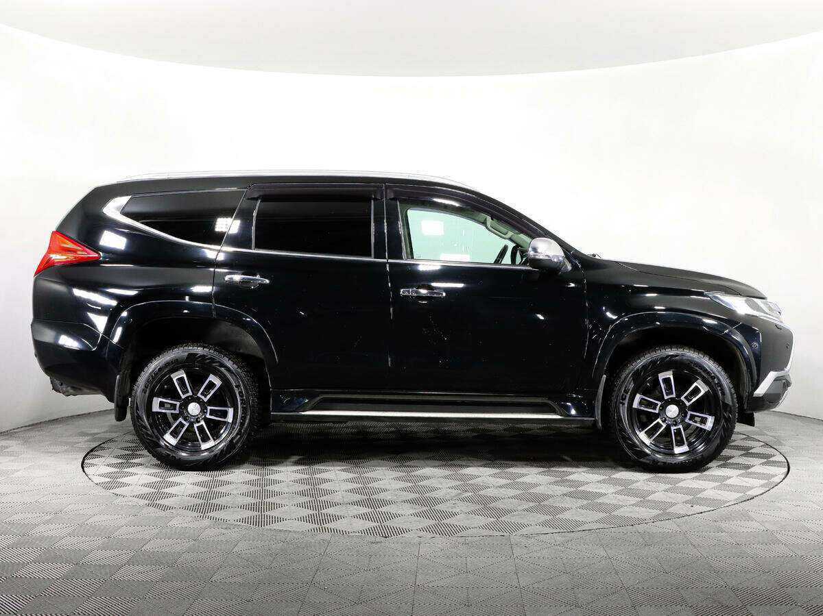 Купить Mitsubishi Pajero Sport с пробегом. Фото: #3
