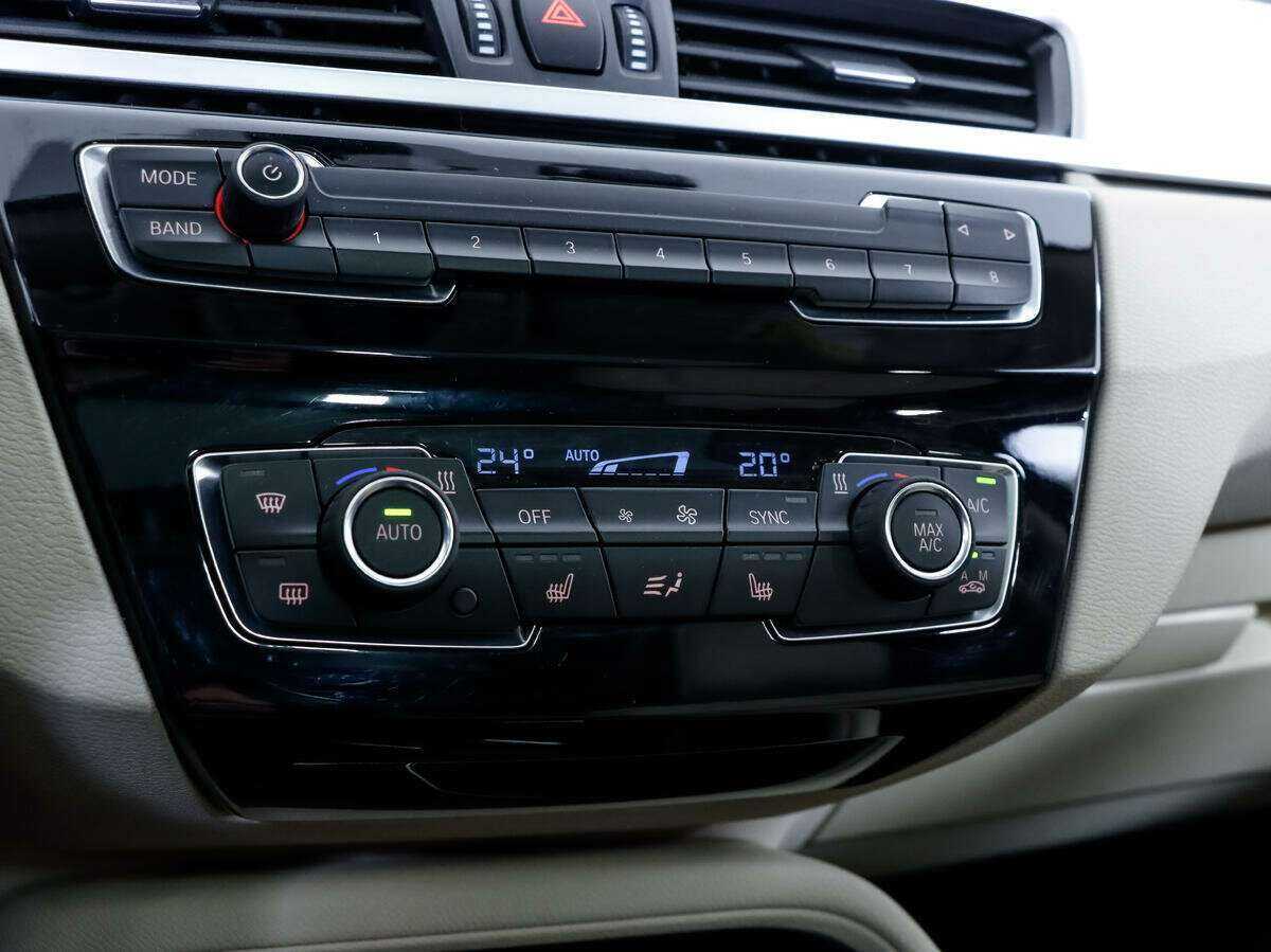 Купить BMW X1 с пробегом. Фото: #13