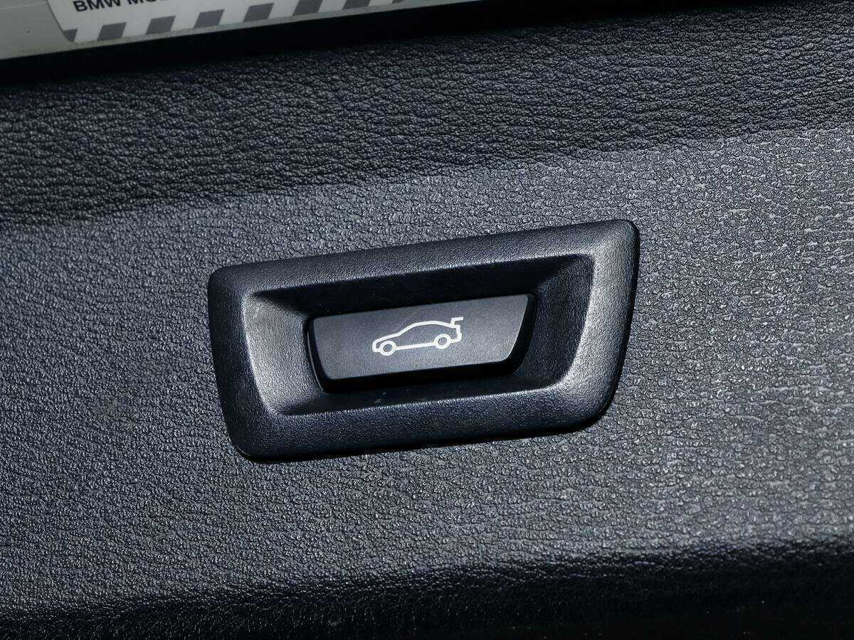 Купить BMW X1 с пробегом. Фото: #17