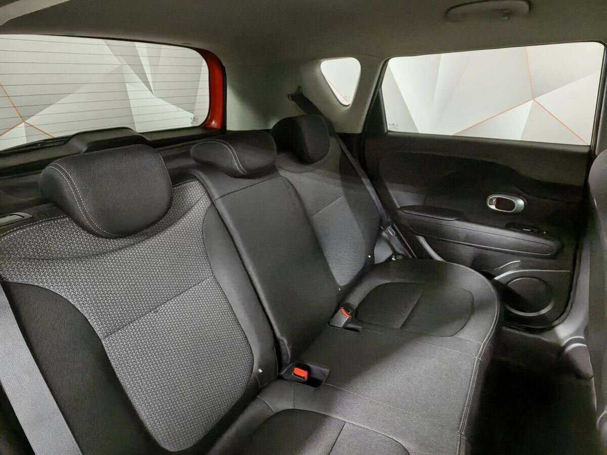 Купить Kia Soul с пробегом. Фото: #11