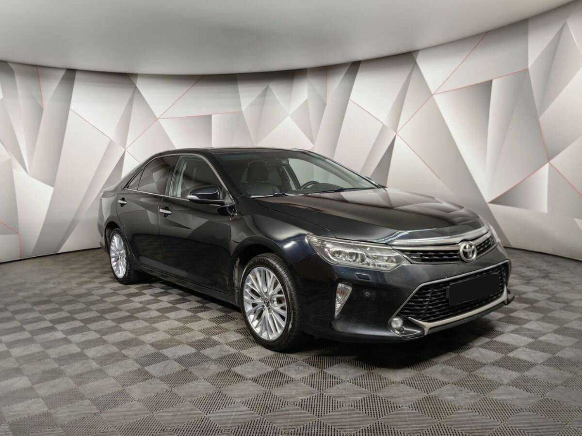 Купить Toyota Camry с пробегом. Фото: #2