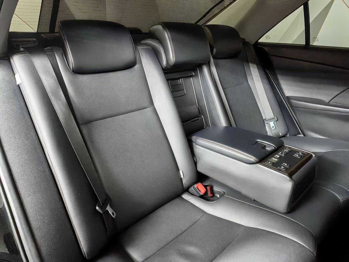 Купить Toyota Camry с пробегом. Фото: #10