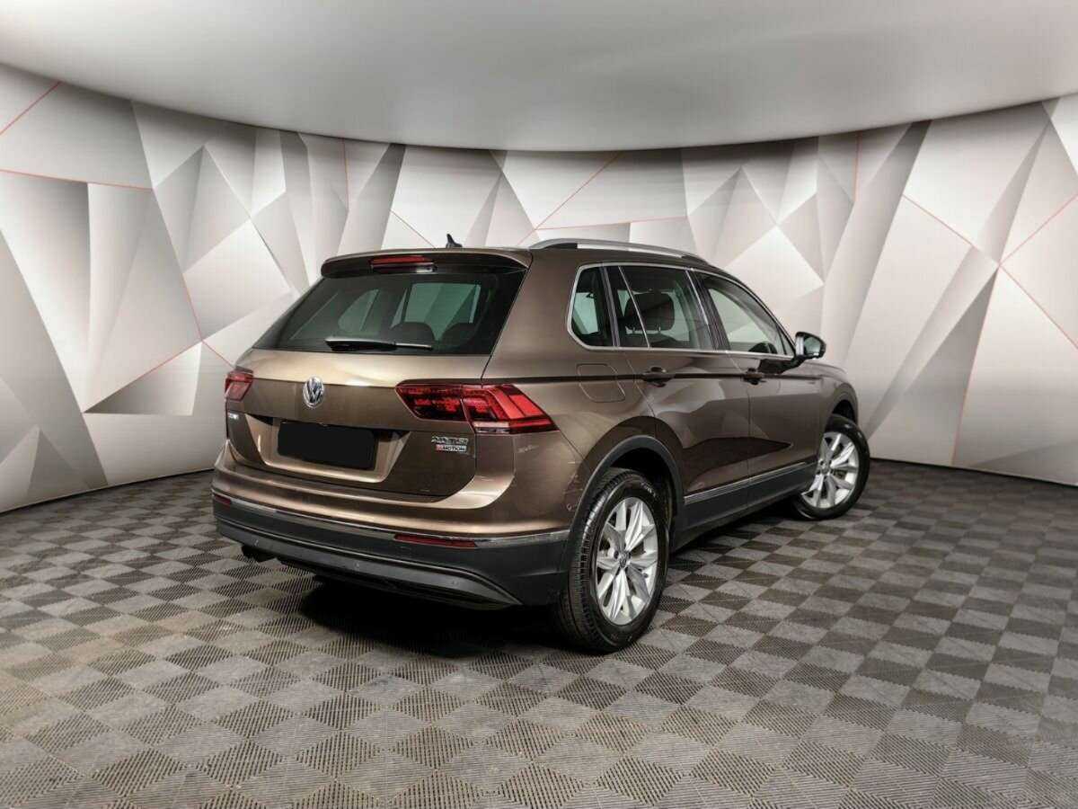 Купить Volkswagen Tiguan с пробегом. Фото: #1