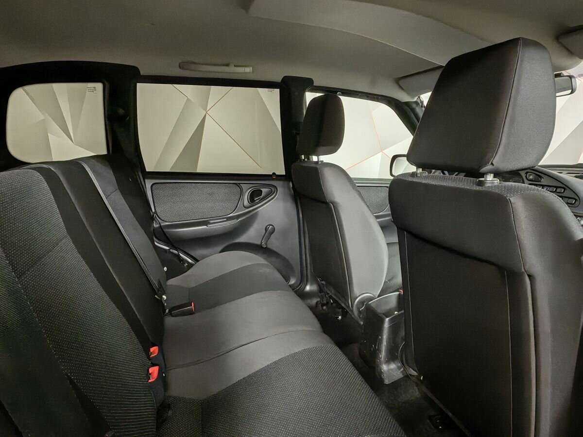 Купить Lada (ВАЗ) Niva с пробегом. Фото: #10