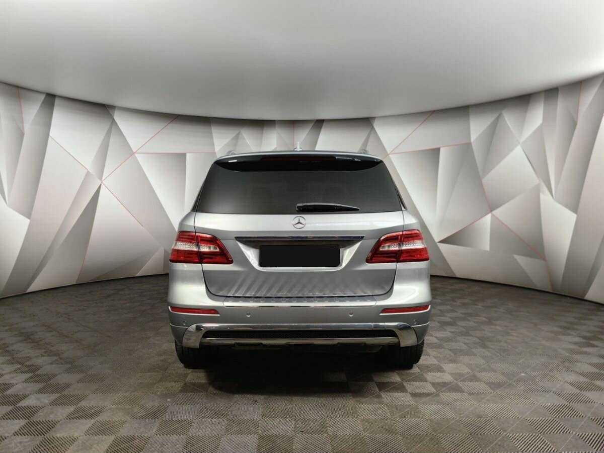Купить Mercedes-Benz M-Класс с пробегом. Фото: #7