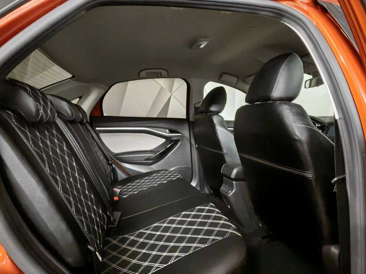 Купить Lada (ВАЗ) Vesta с пробегом. Фото: #11