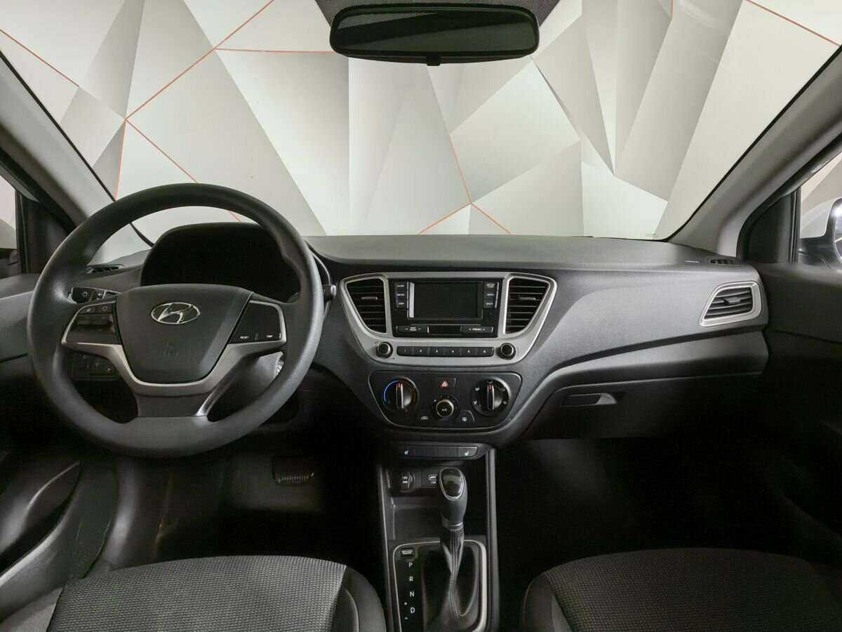 Купить Hyundai Solaris с пробегом. Фото: #9