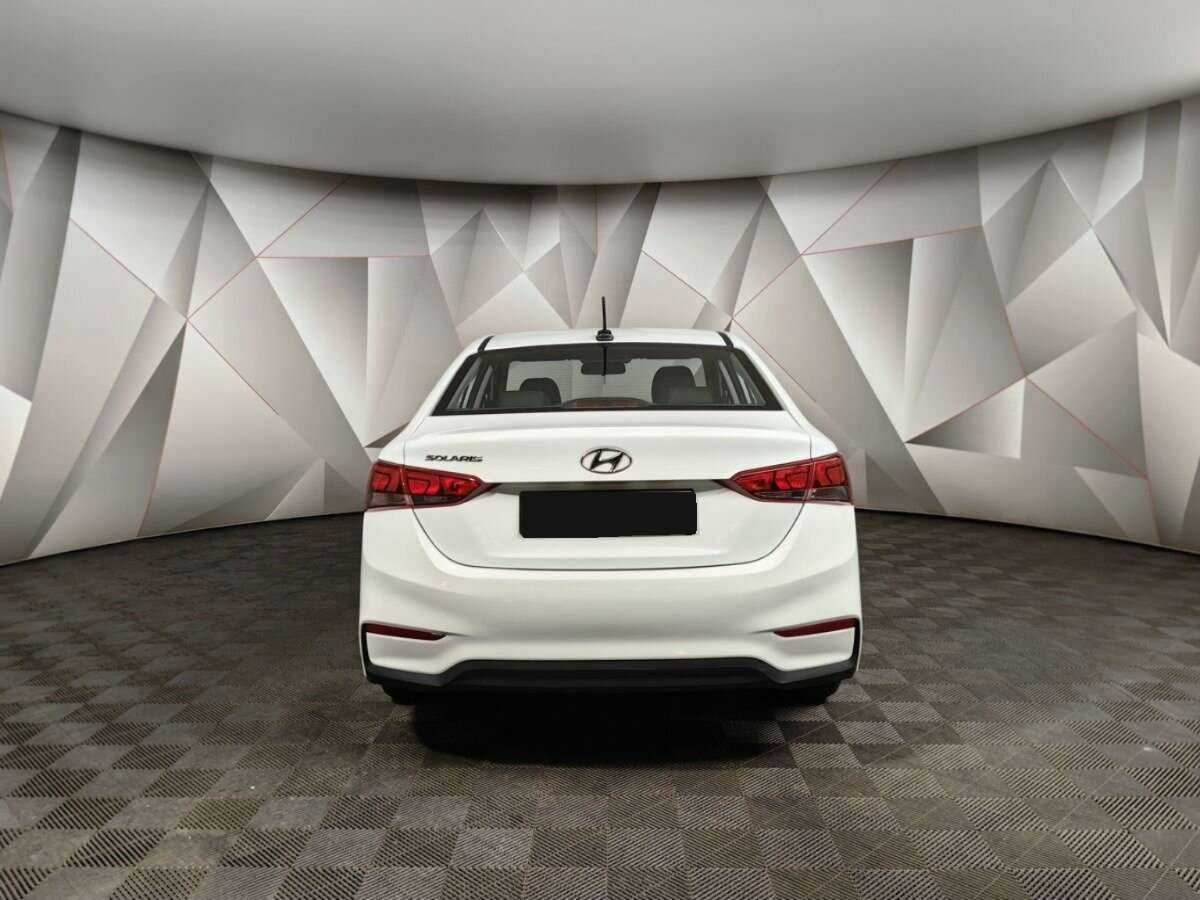 Купить Hyundai Solaris с пробегом. Фото: #6