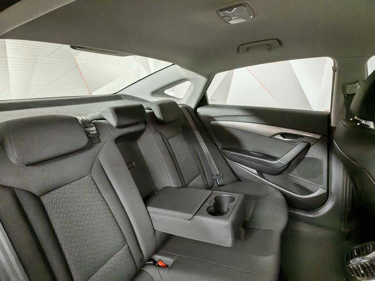 Купить Hyundai i40 с пробегом. Фото: #11