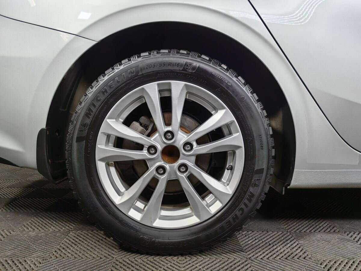 Купить Kia Cerato с пробегом. Фото: #15