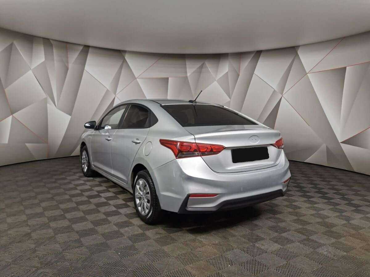 Купить Hyundai Solaris с пробегом. Фото: #3