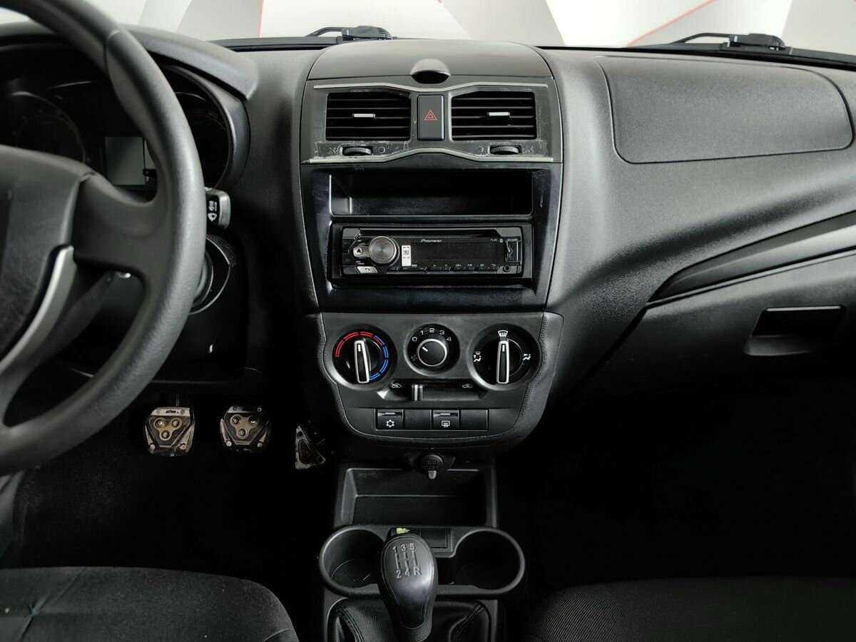 Купить Lada (ВАЗ) Granta с пробегом. Фото: #10