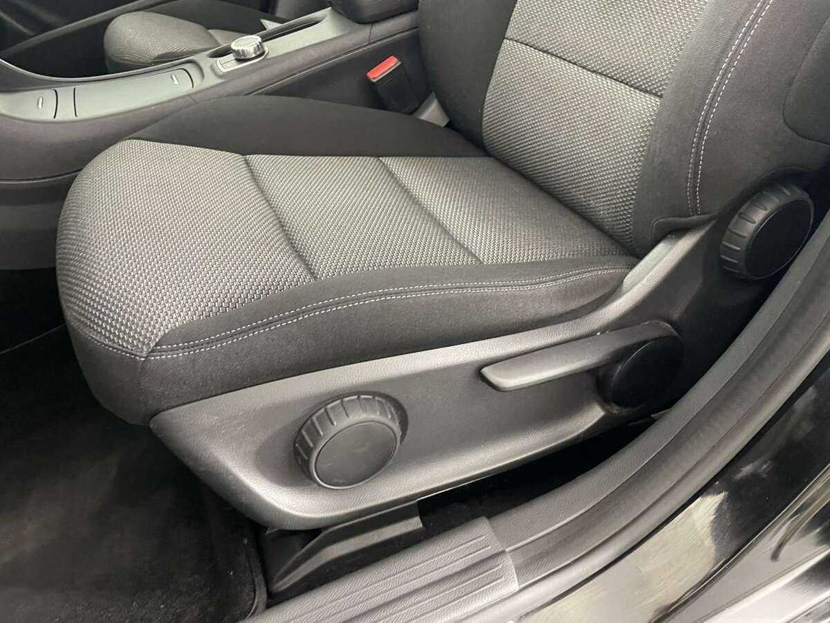 Купить Mercedes-Benz A-Класс с пробегом. Фото: #9