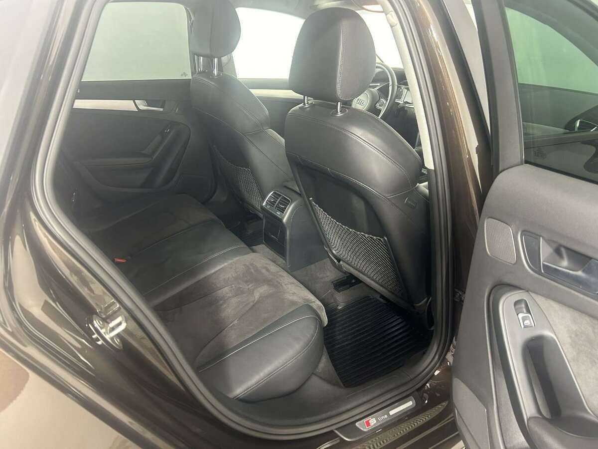 Купить Audi A4 с пробегом. Фото: #16