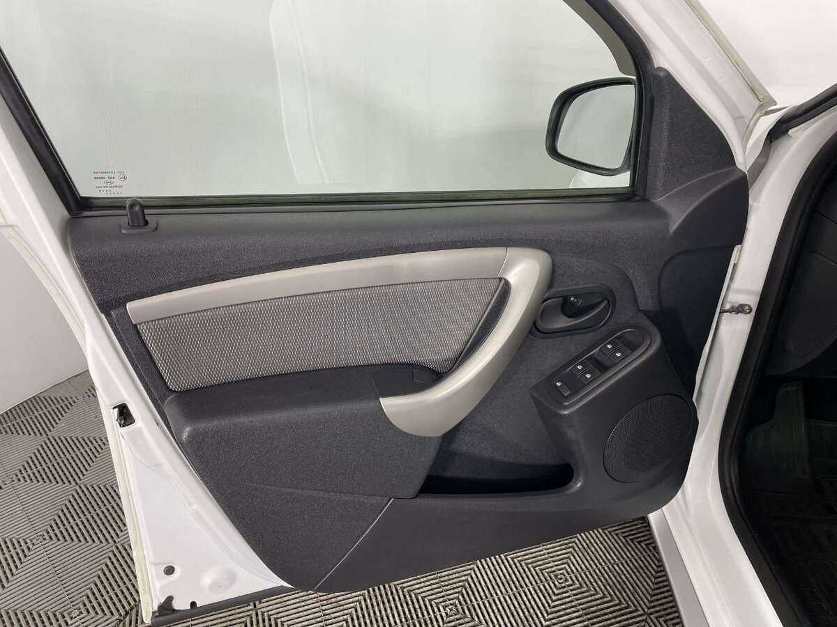 Купить Renault Duster с пробегом. Фото: #7