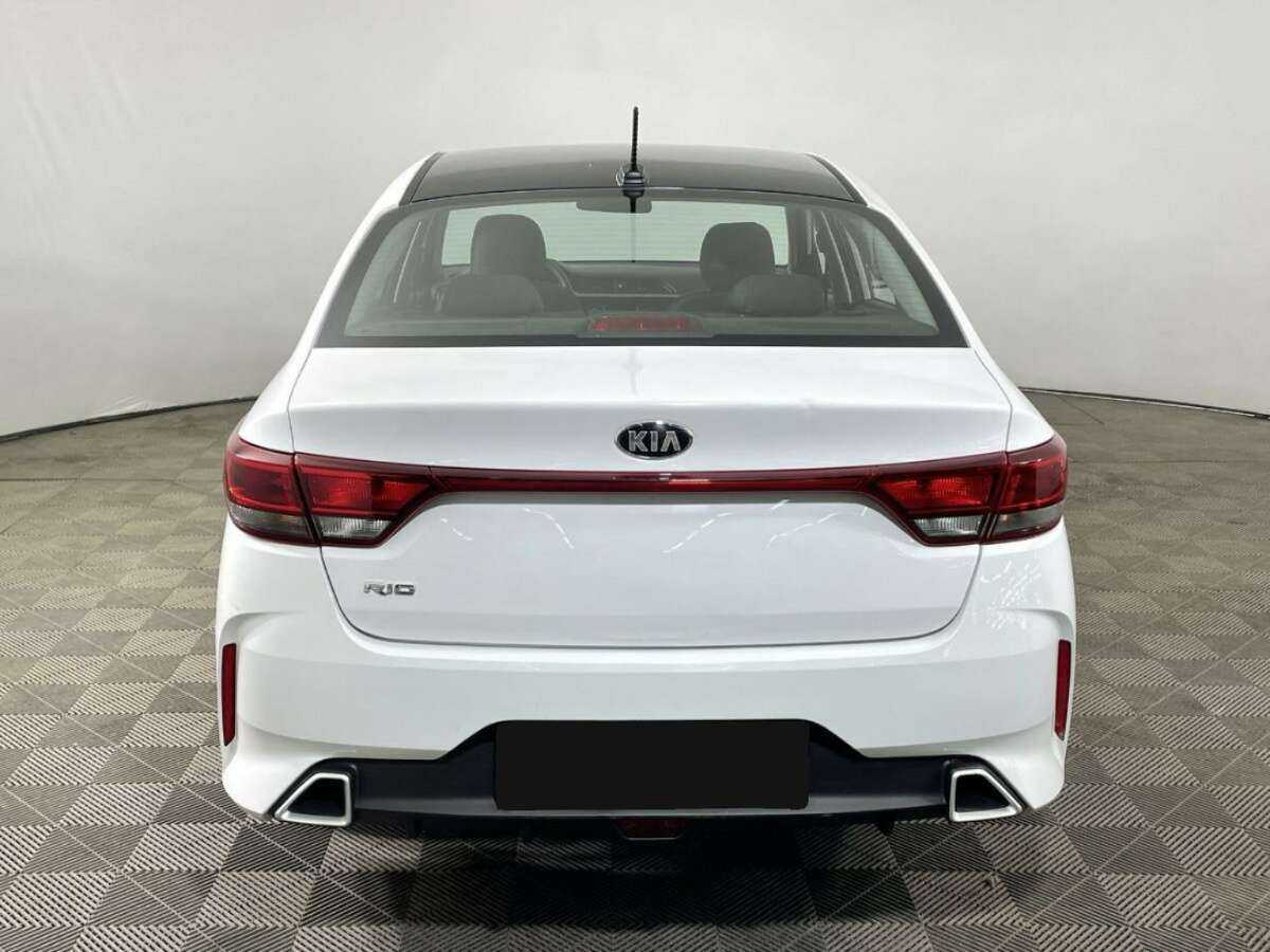 Купить Kia Rio с пробегом. Фото: #2