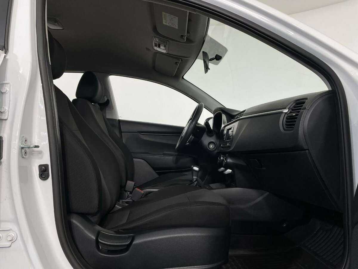 Купить Kia Rio с пробегом. Фото: #13