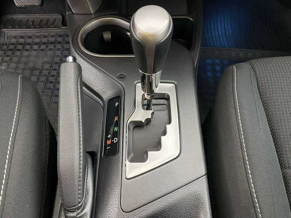 Купить Toyota RAV4 с пробегом. Фото: #12