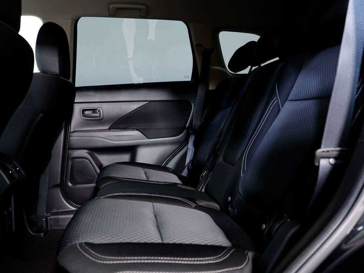 Купить Mitsubishi Outlander с пробегом. Фото: #12