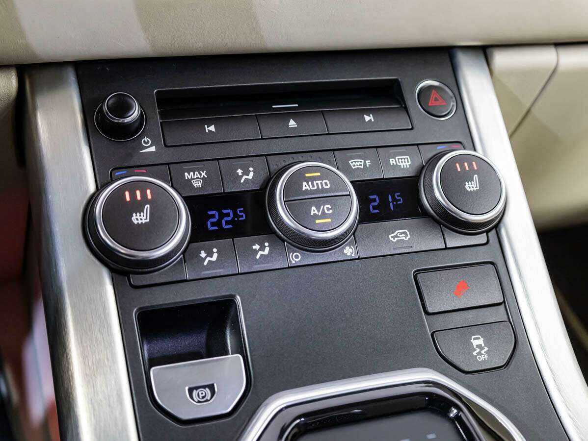 Купить Land Rover Range Rover Evoque с пробегом. Фото: #16