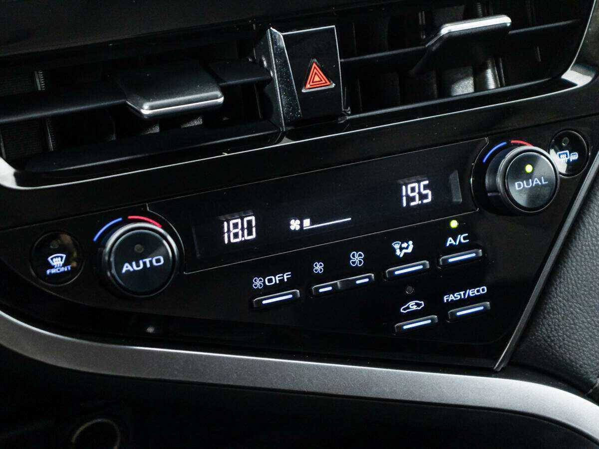 Продажа Б/У Тойота Камри. Фото: #14