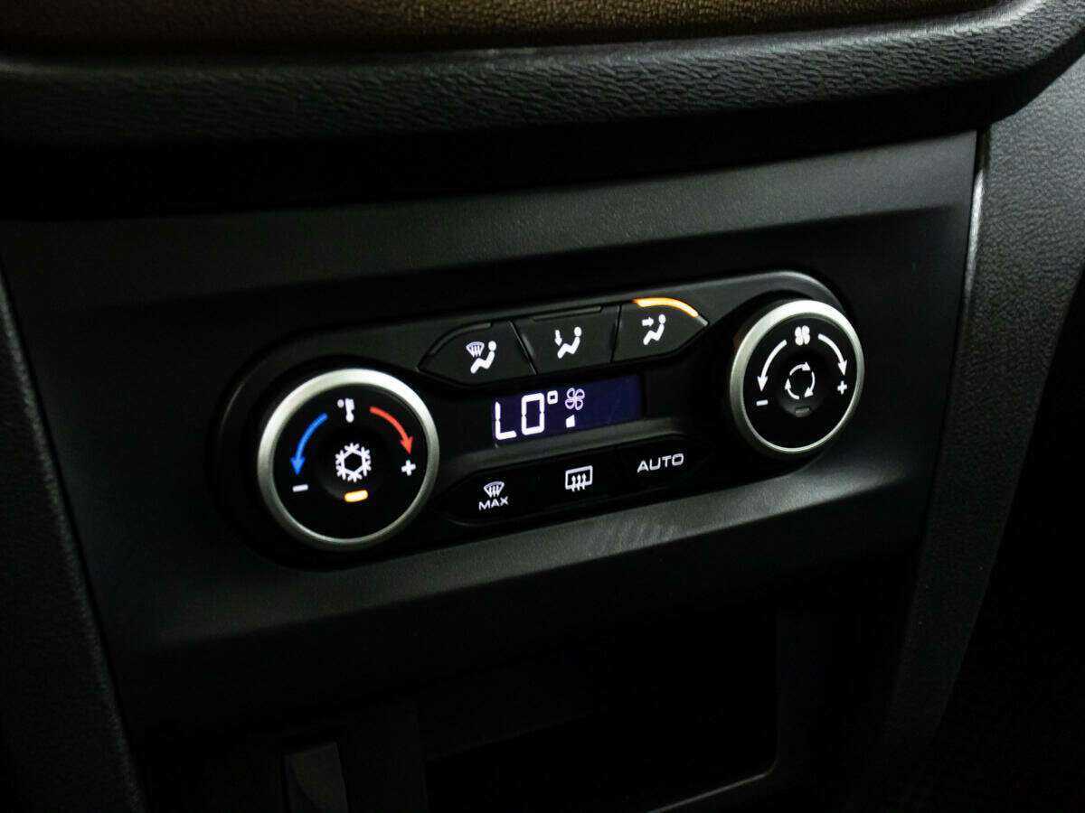 Купить Lada (ВАЗ) XRAY с пробегом. Фото: #16