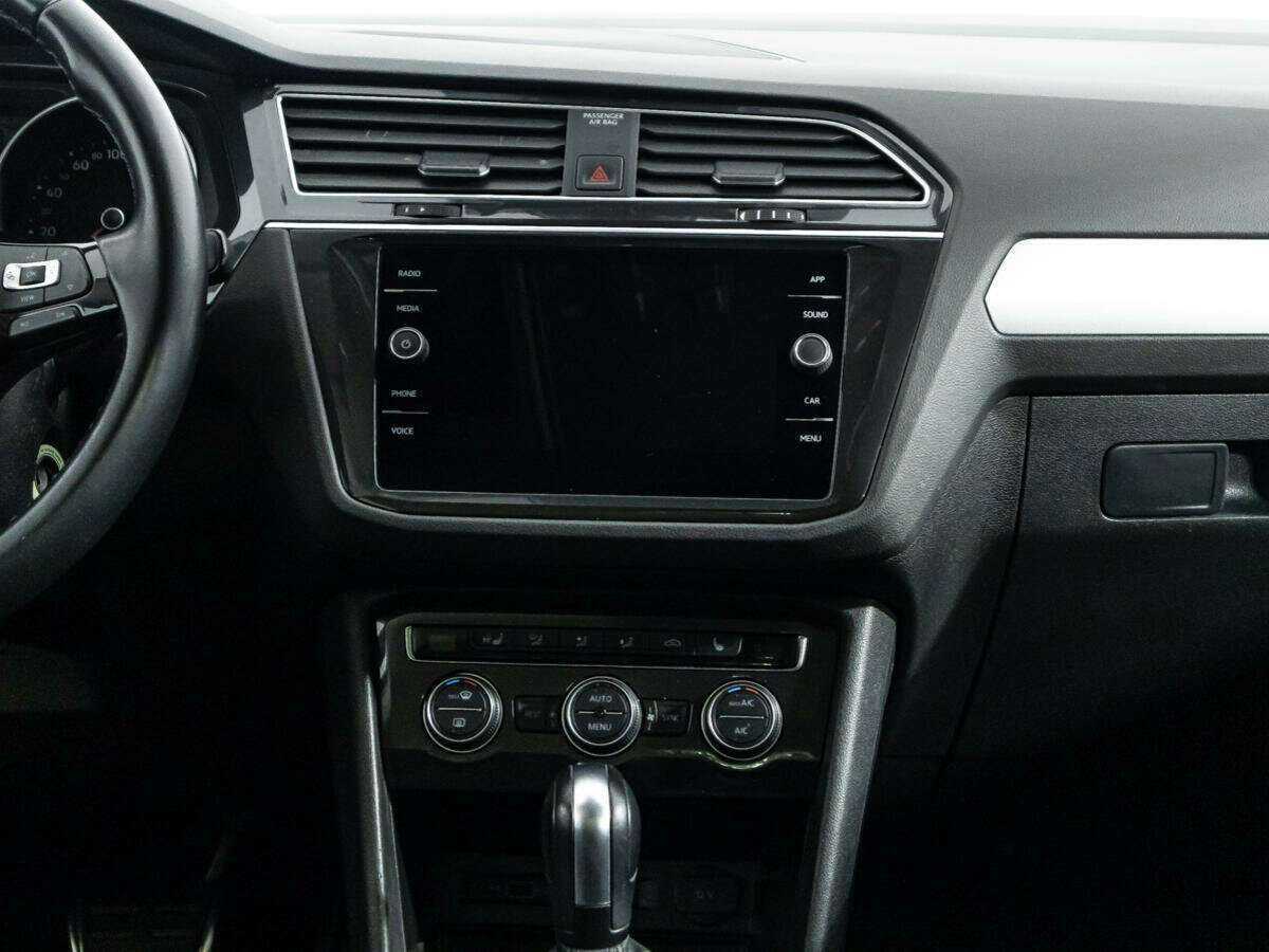 Купить Volkswagen Tiguan с пробегом. Фото: #13