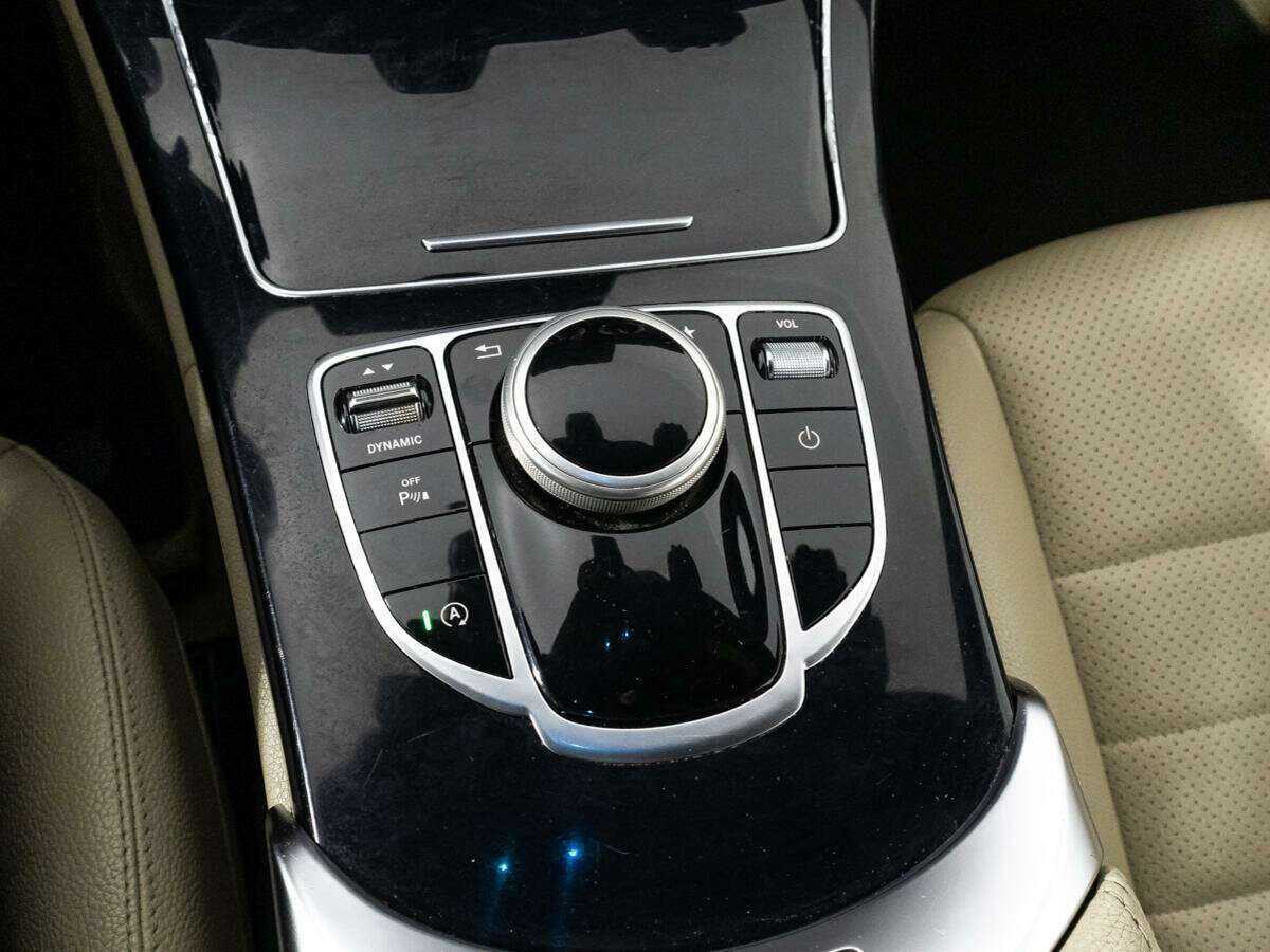 Купить Mercedes-Benz C-Класс с пробегом. Фото: #17