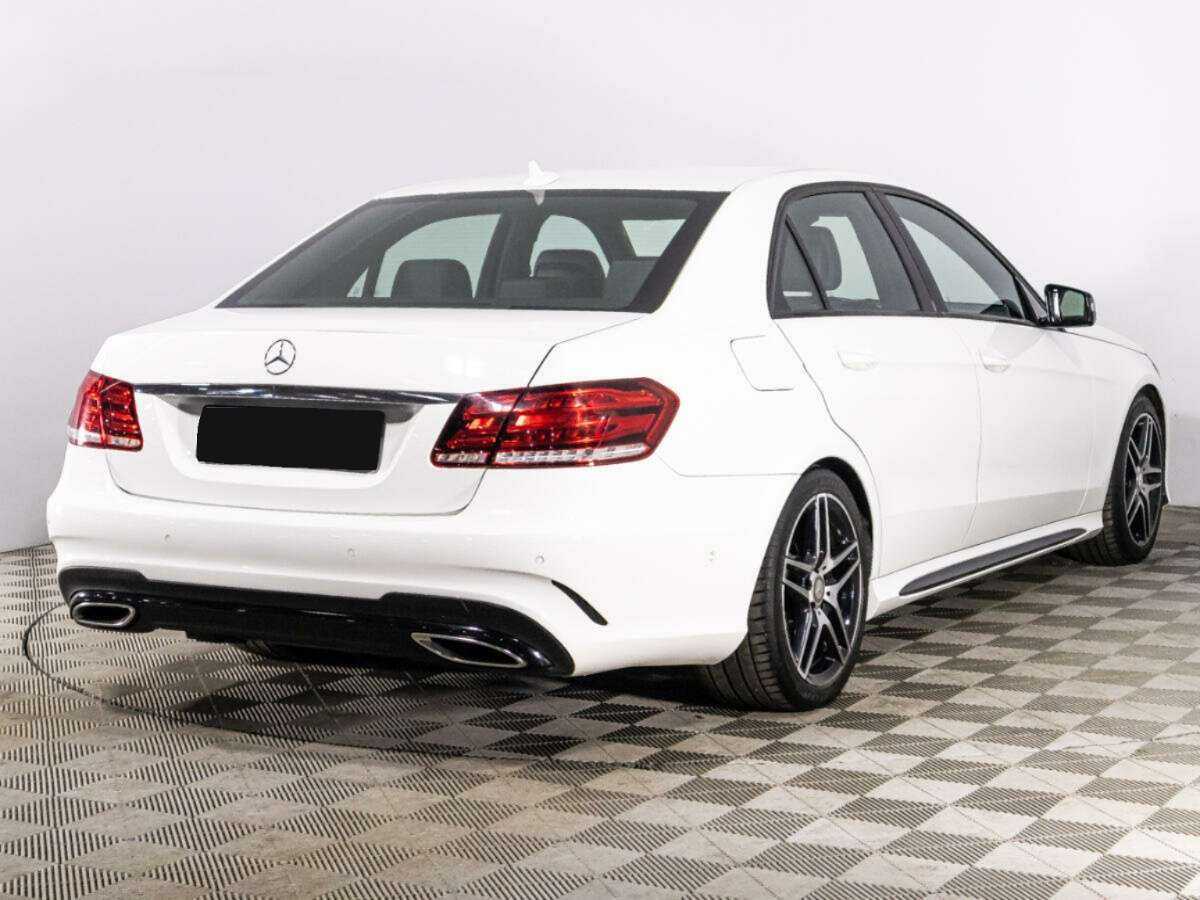 Купить Mercedes-Benz E-Класс с пробегом. Фото: #4