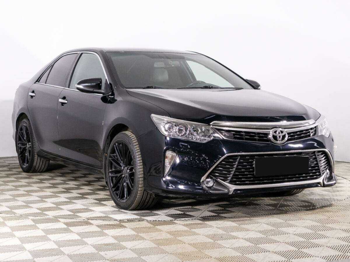 Купить Toyota Camry с пробегом. Фото: #2