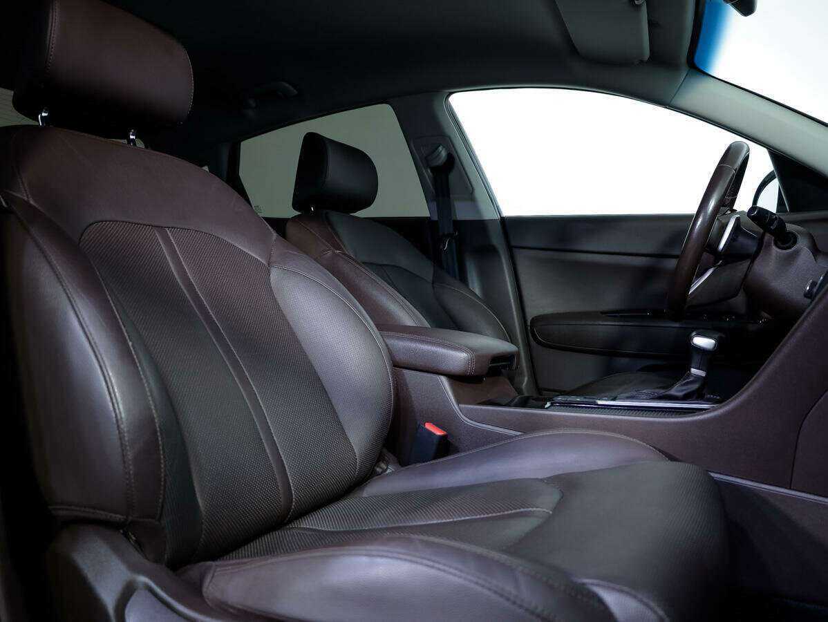 Купить Kia Optima с пробегом. Фото: #10