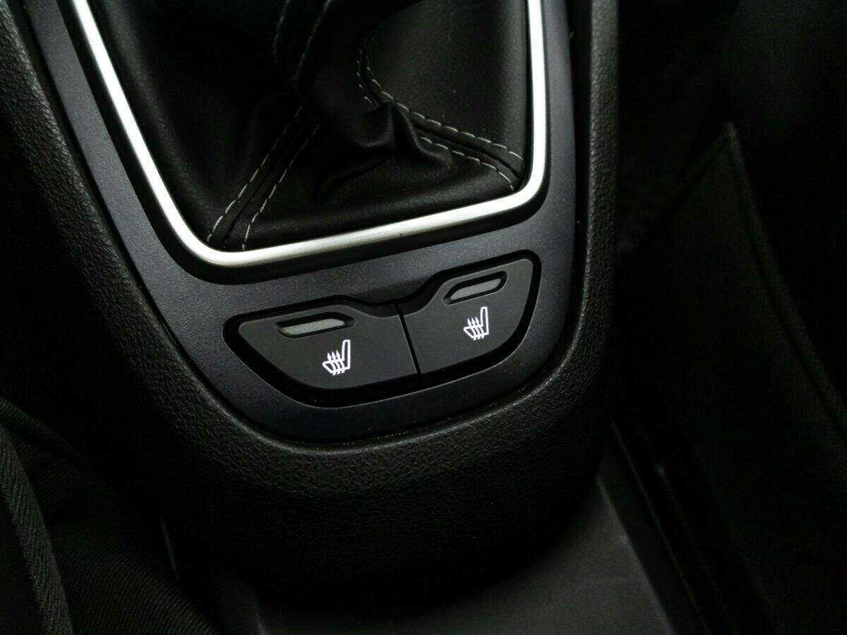 Купить Lada (ВАЗ) Vesta с пробегом. Фото: #16