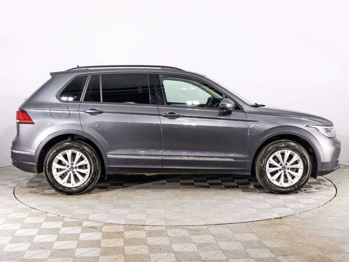 Купить Volkswagen Tiguan с пробегом. Фото: #3