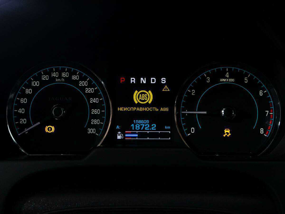 Купить Jaguar XF с пробегом. Фото: #11
