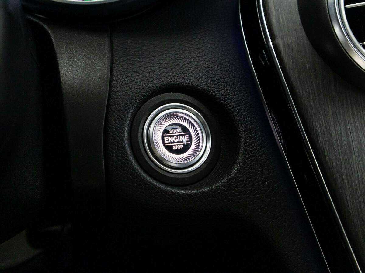 Купить Mercedes-Benz C-Класс с пробегом. Фото: #18