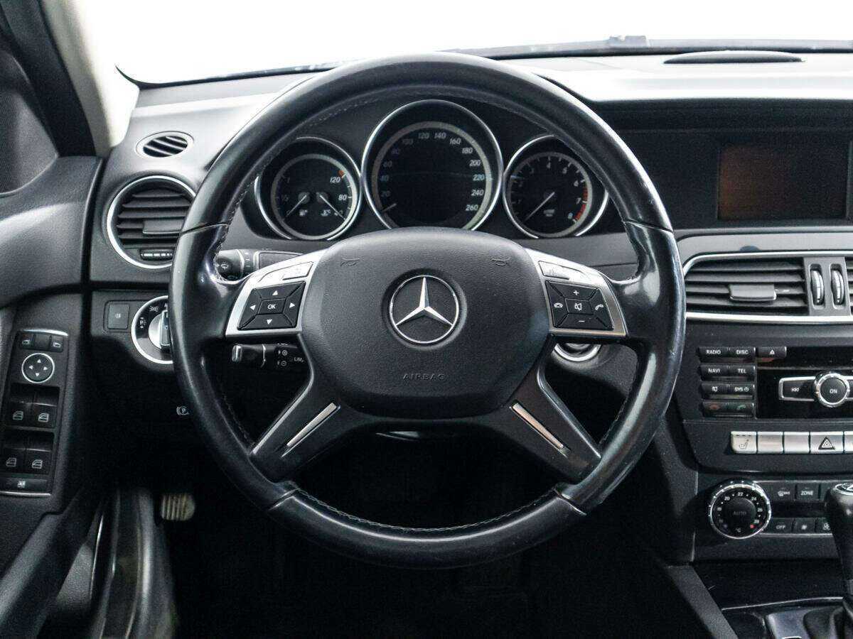 Купить Mercedes-Benz C-Класс с пробегом. Фото: #15