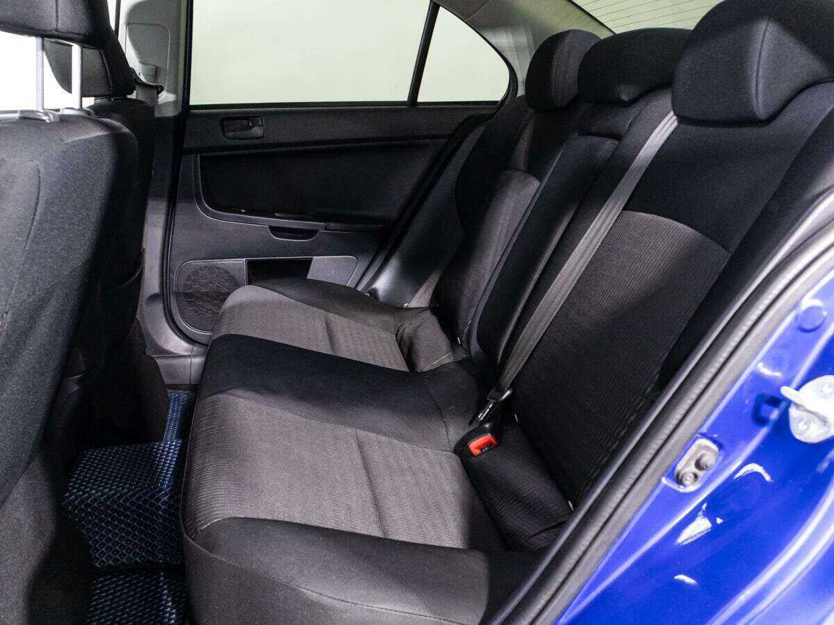 Купить Mitsubishi Lancer с пробегом. Фото: #9