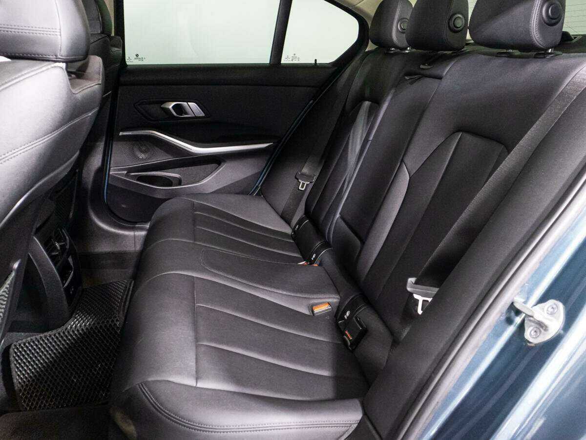 Купить BMW 3 серии с пробегом. Фото: #9