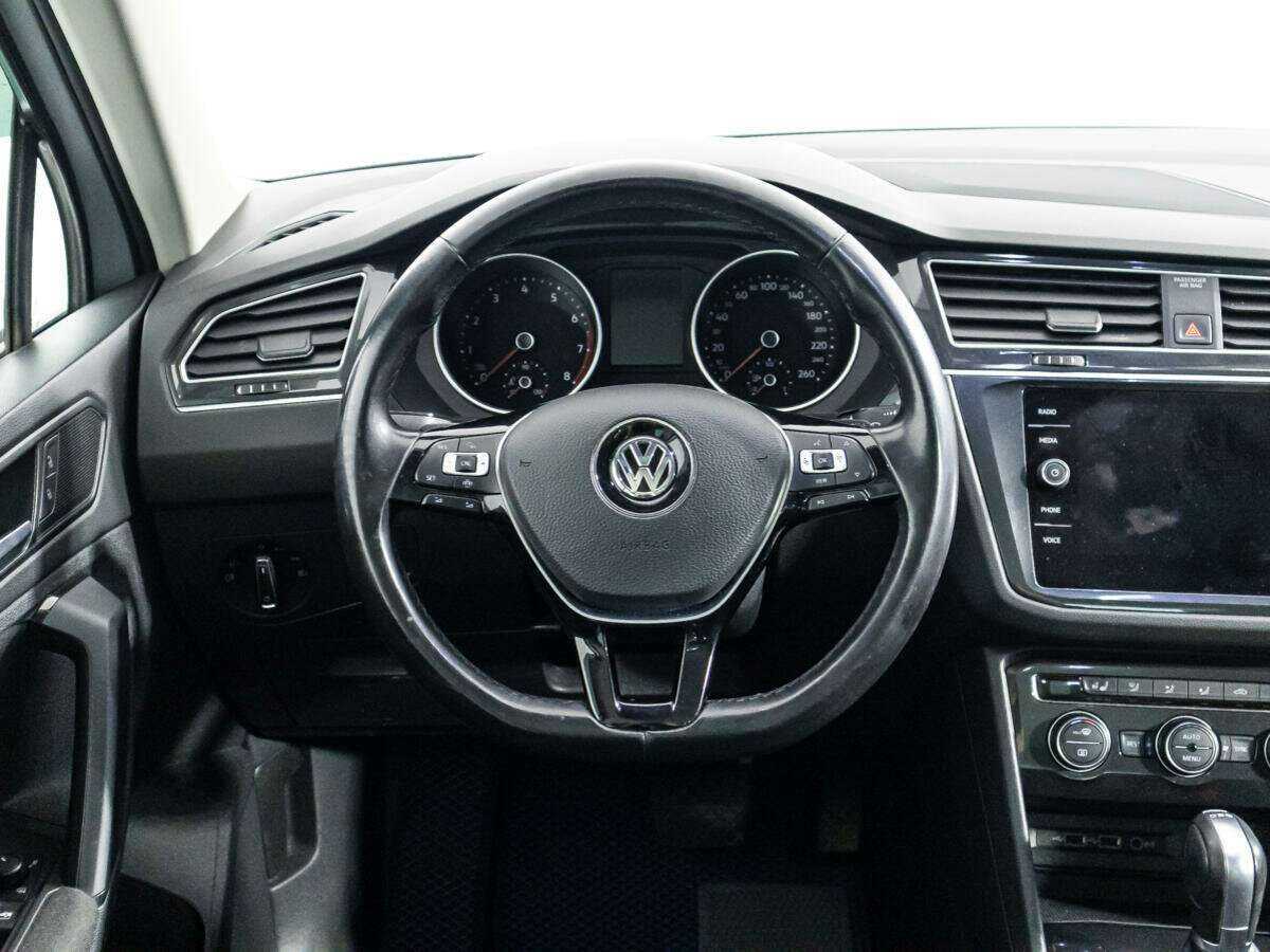 Купить Volkswagen Tiguan с пробегом. Фото: #16