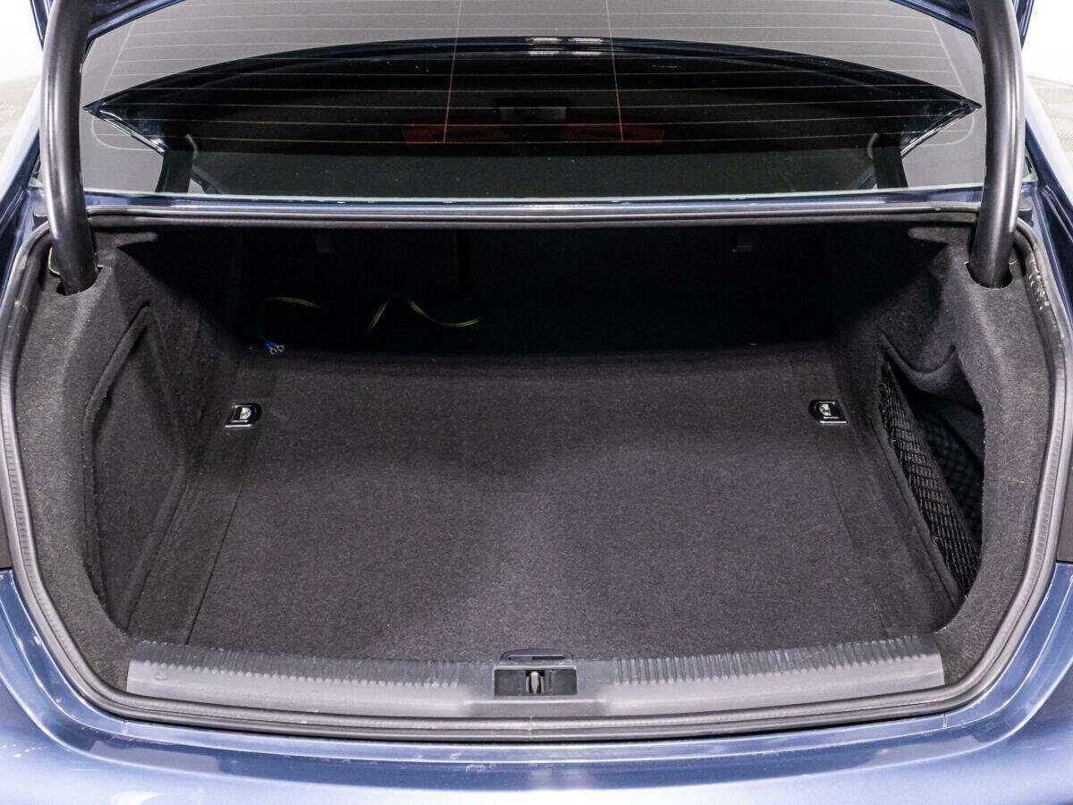 Купить Audi A4 с пробегом. Фото: #14