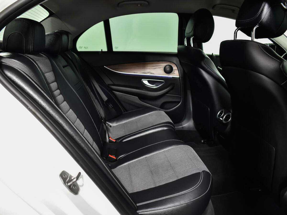 Купить Mercedes-Benz E-Класс с пробегом. Фото: #7