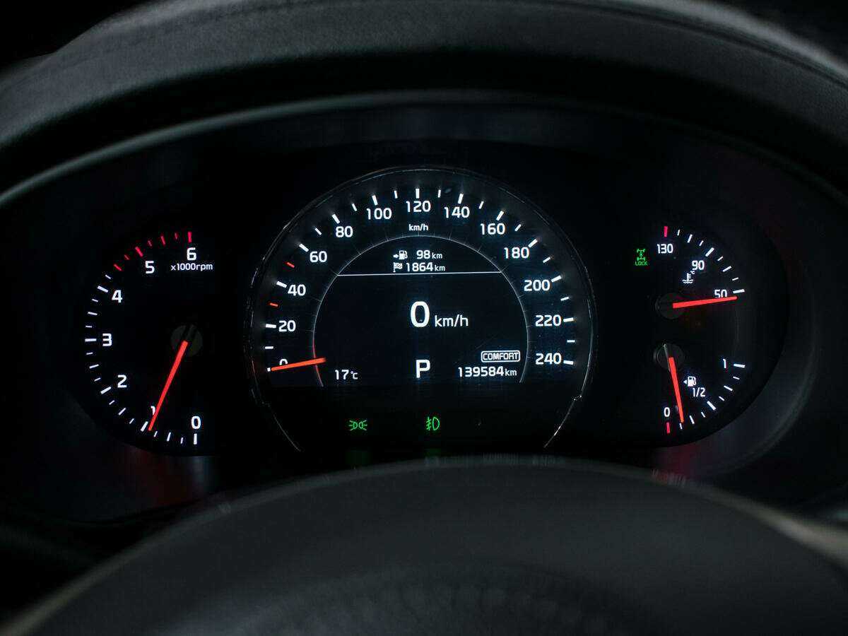 Купить Kia Sorento с пробегом. Фото: #10