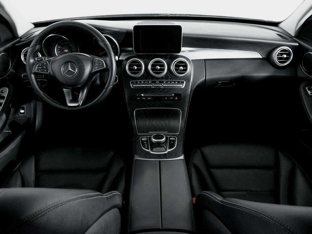 Купить Mercedes-Benz C-Класс с пробегом. Фото: #11