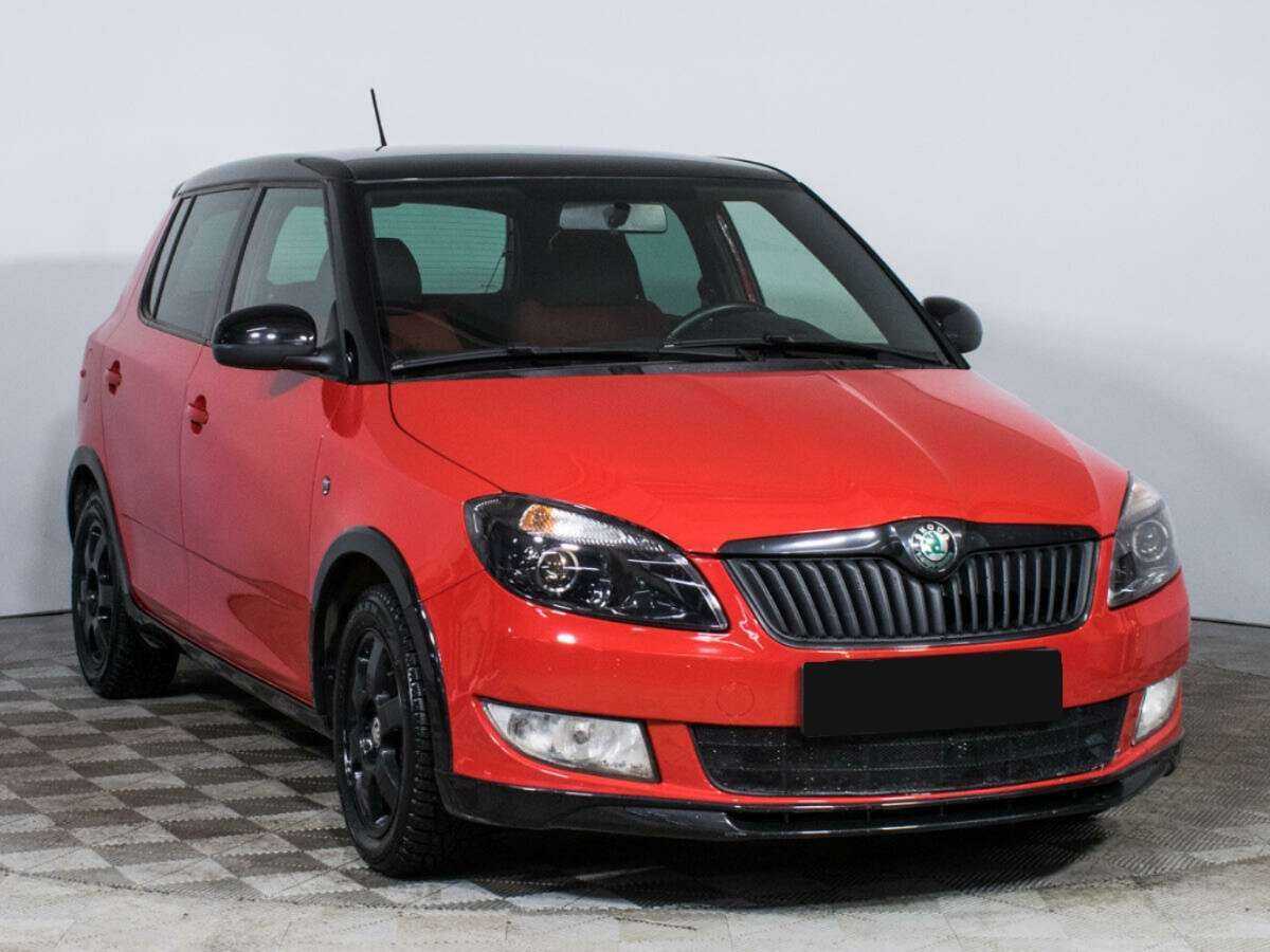 Купить Skoda Fabia с пробегом. Фото: #2