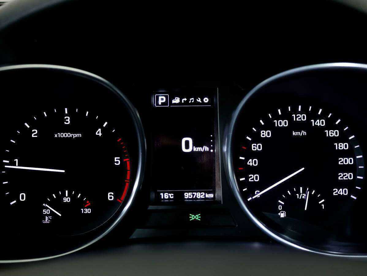 Купить Hyundai Santa Fe с пробегом. Фото: #10