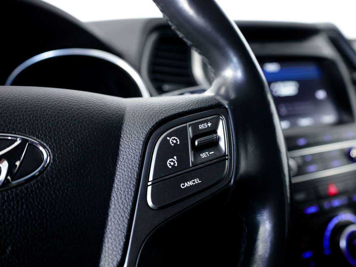 Купить Hyundai Santa Fe с пробегом. Фото: #21