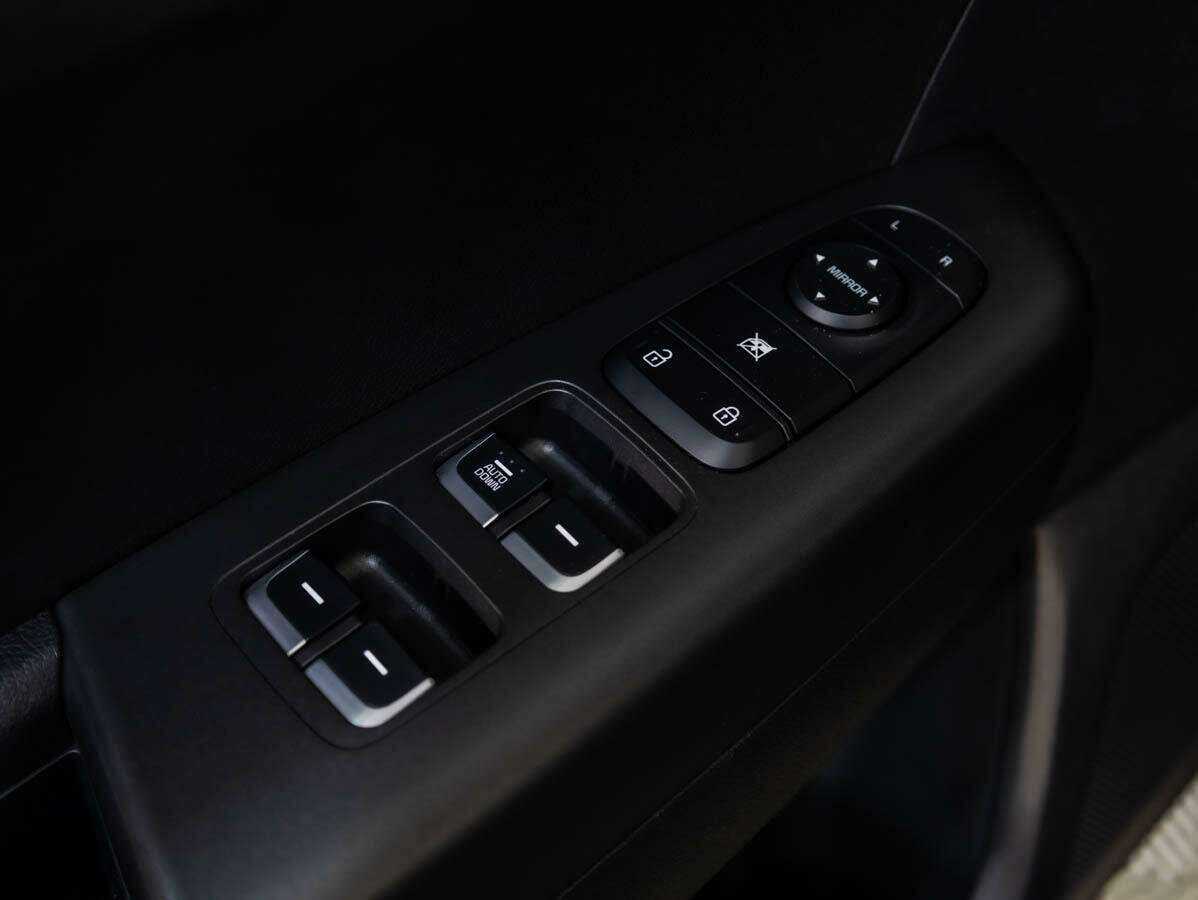 Купить Kia Sportage с пробегом. Фото: #14